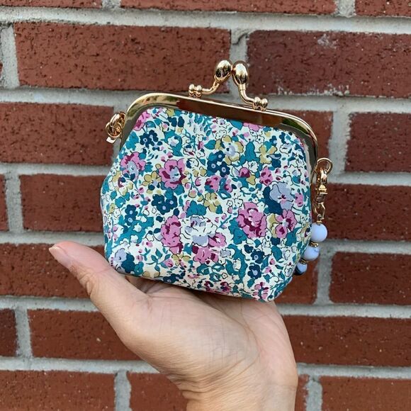 Handmade Large Genuine Printed Floral Leather Wooden Frame Bag with Small Purse - Picture 8 of 16